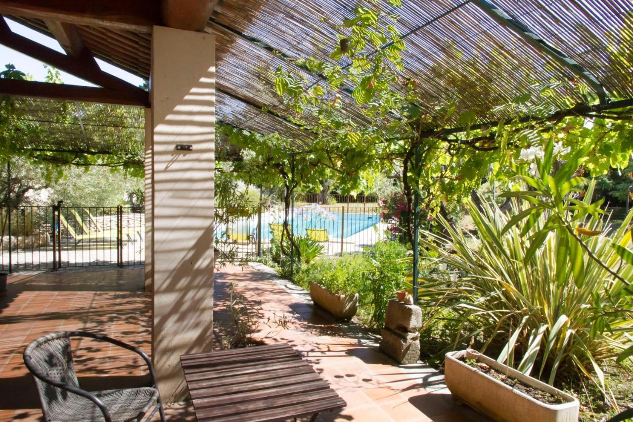 Au Charme Provencal *