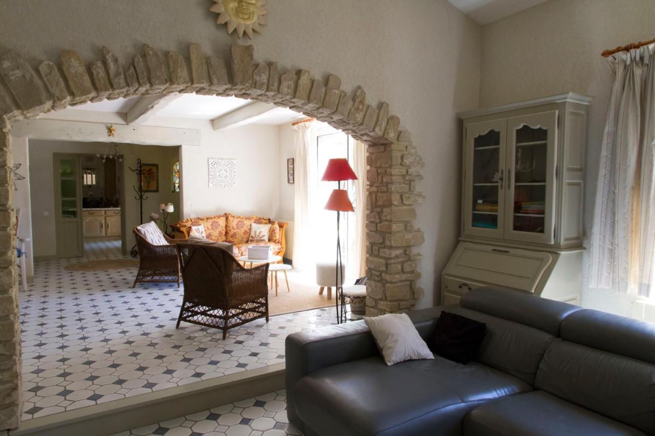 Au Charme Provencal Villa *